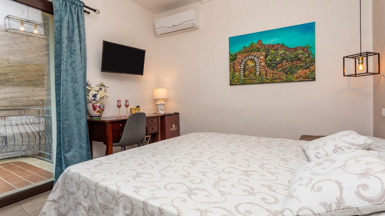 Photo of Bedroom in Savoca
