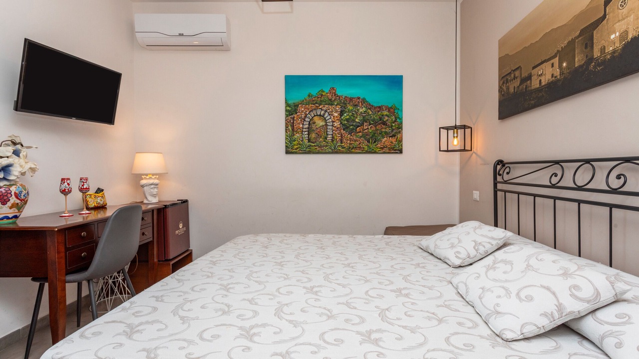 Photo of Bedroom in Savoca
