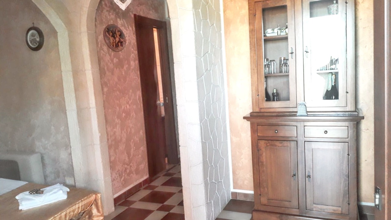 Photo of Others in Noto