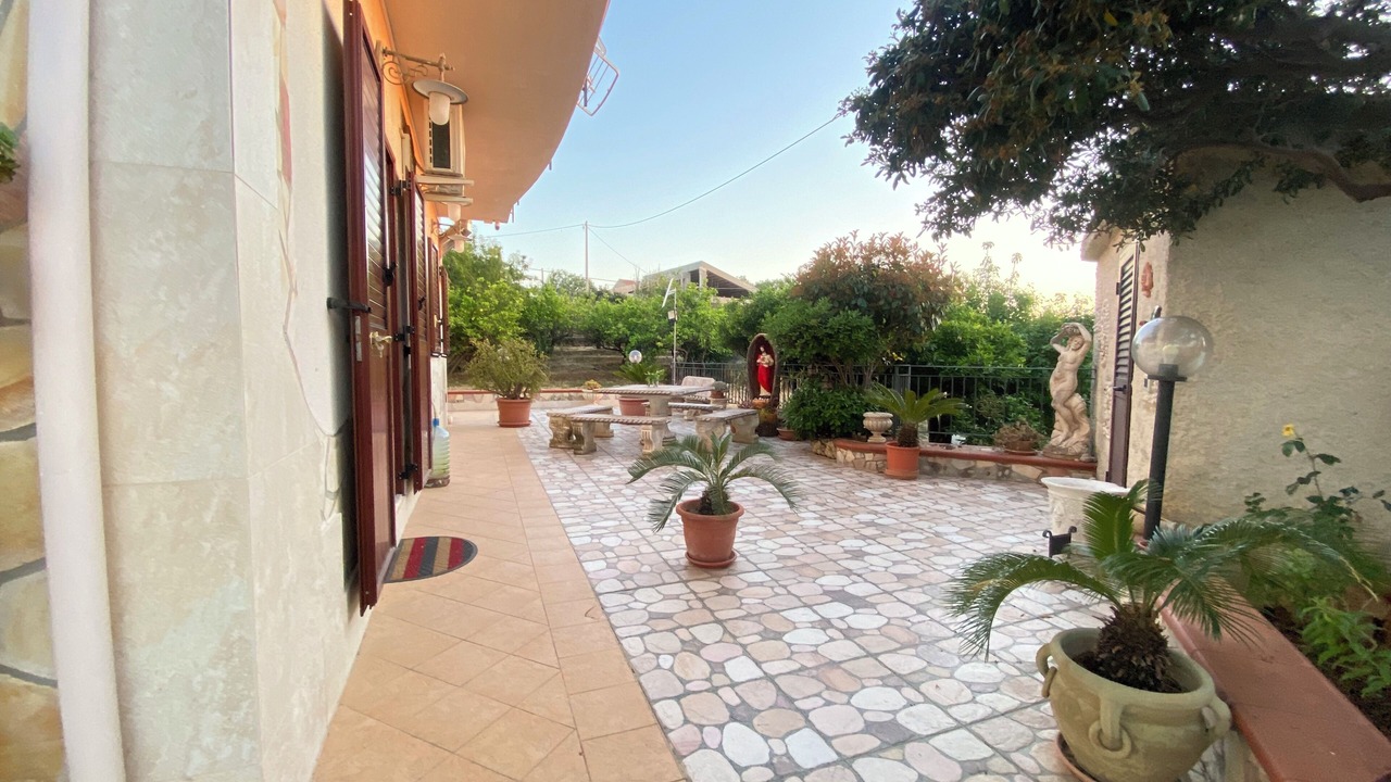 Photo of Patio Balcony in Campofelice di Roccella