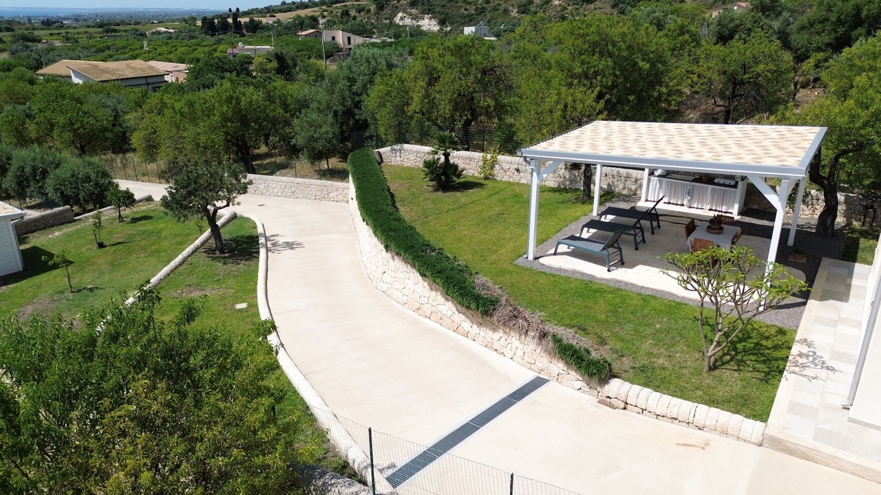 Photo of Outdoor in Avola