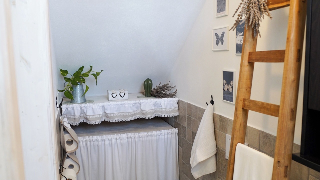 Photo of Bathroom in Avola