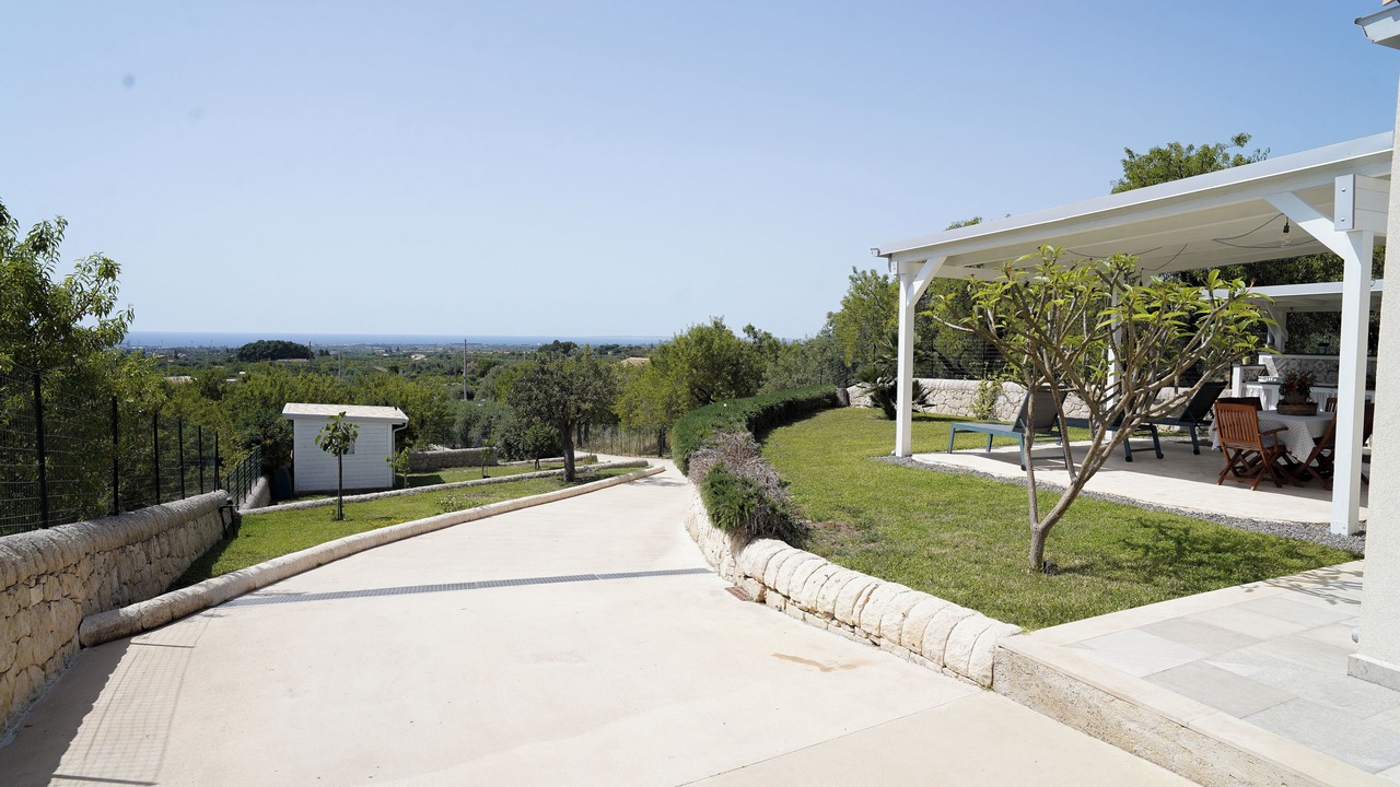 Photo of Patio Balcony in Avola