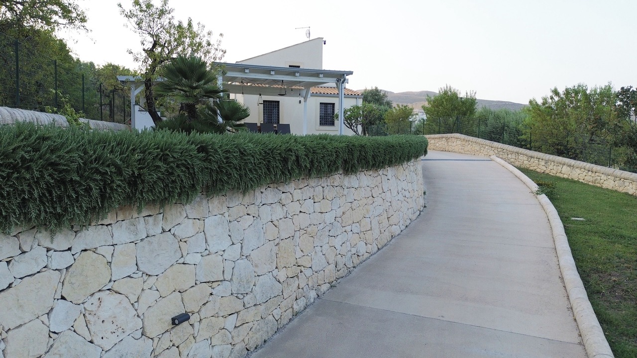 Photo of Outdoor in Avola