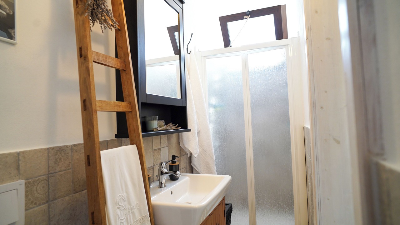 Photo of Bathroom in Avola