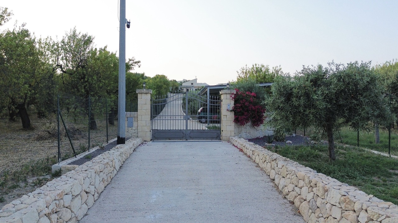 Photo of Outdoor in Avola