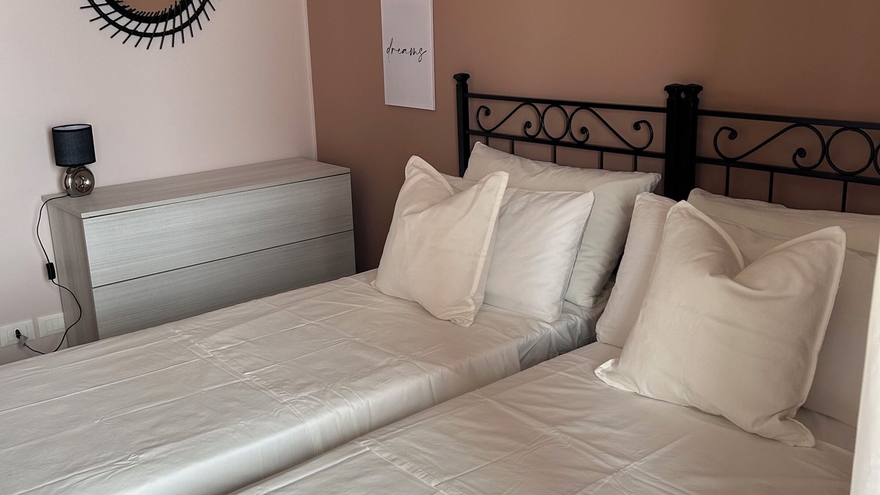 Photo of Bedroom in Brolo