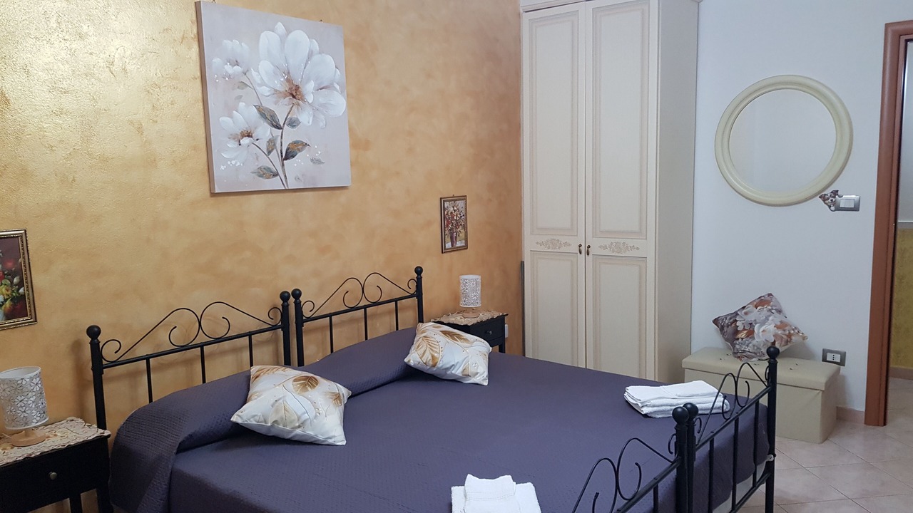Photo of Bedroom in Solarino