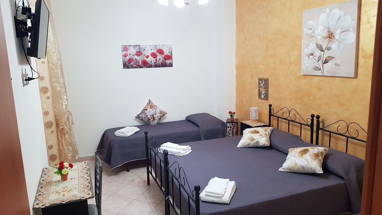 Photo of Bedroom in Solarino