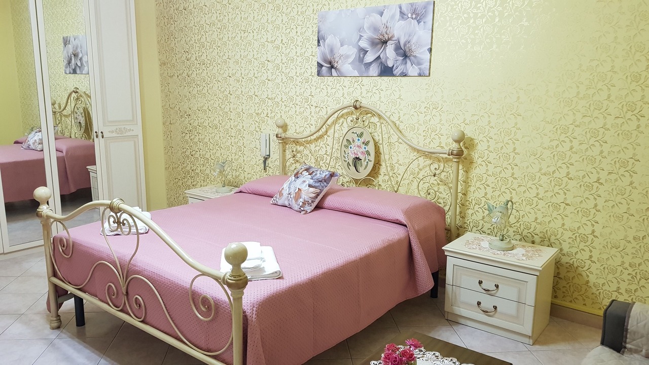 Photo of Bedroom in Solarino