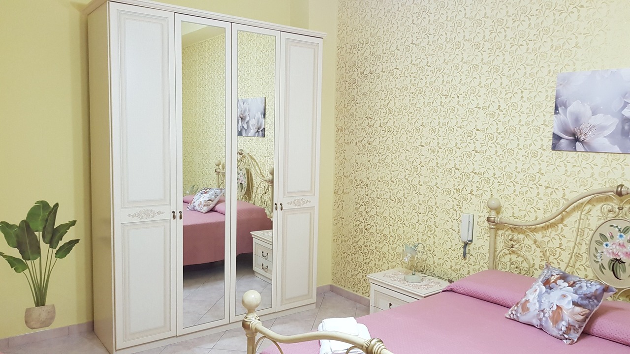 Photo of Bedroom in Solarino