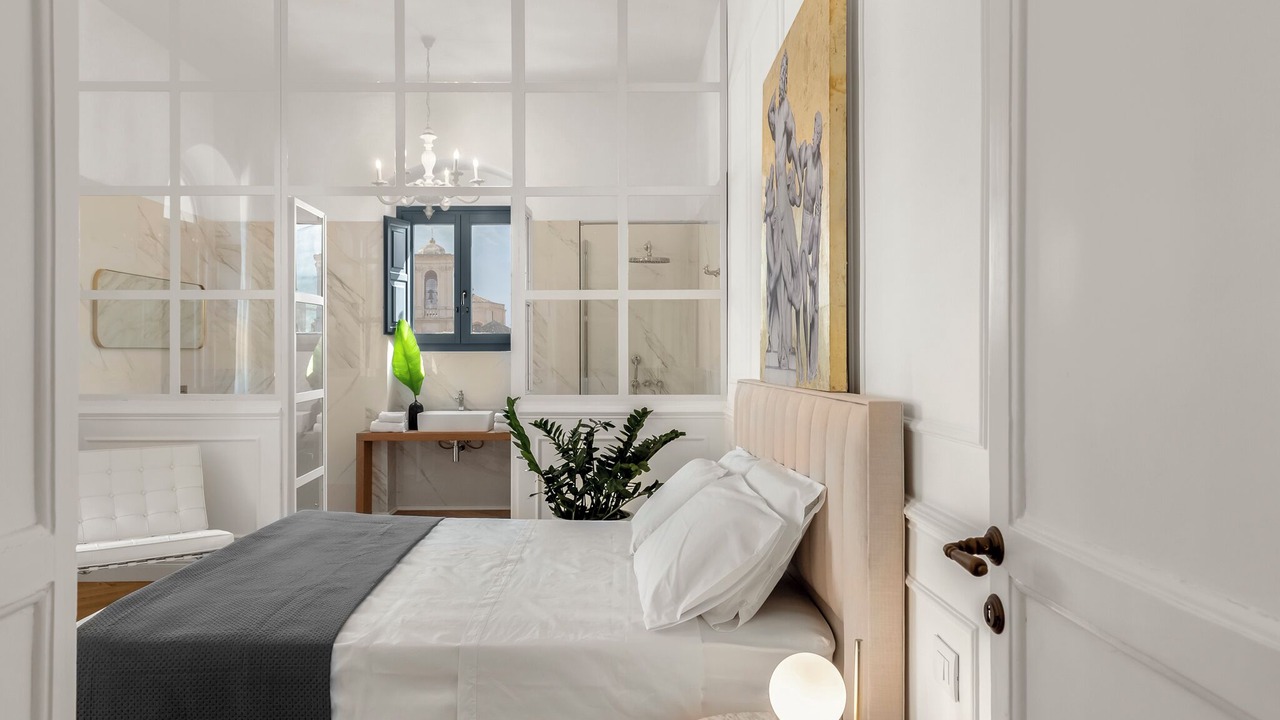 Photo of Bedroom in Noto Historic Centre