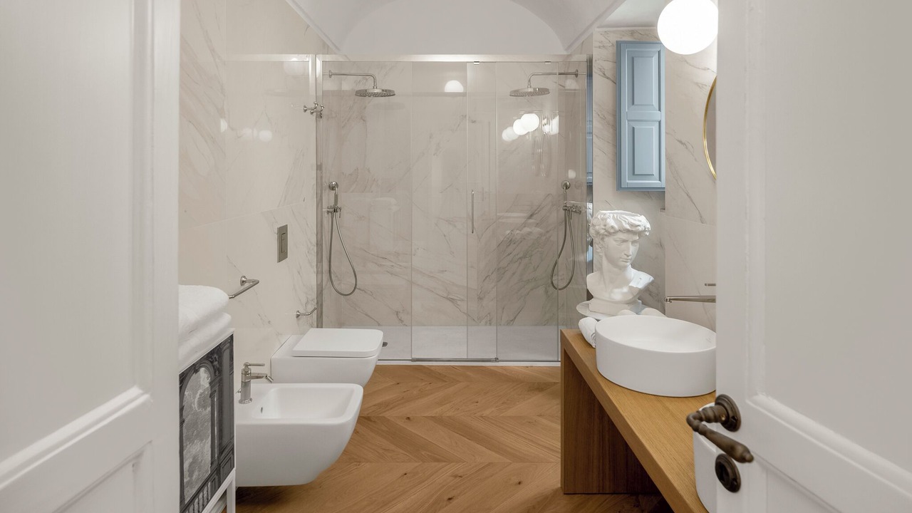 Photo of Bathroom in Noto Historic Centre
