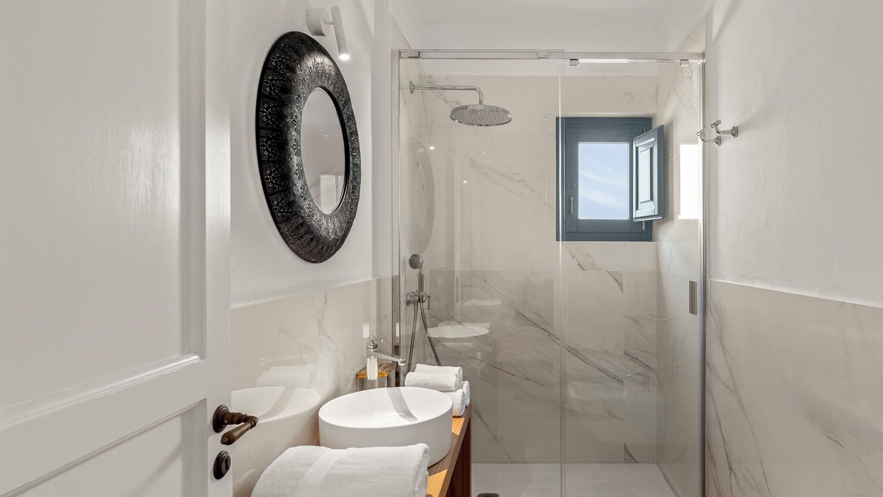 Photo of Bathroom in Noto Historic Centre