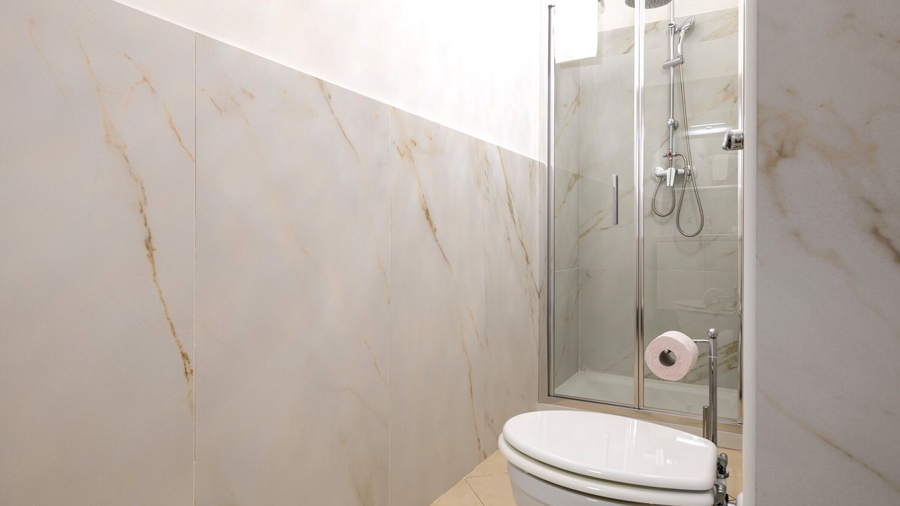 Photo of Bathroom in Acate