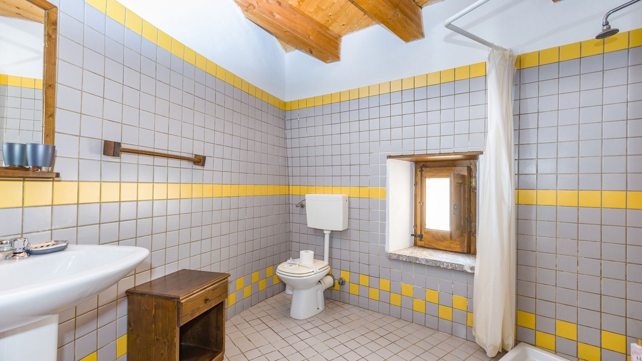 Photo of Bathroom in San Marco d'Alunzio