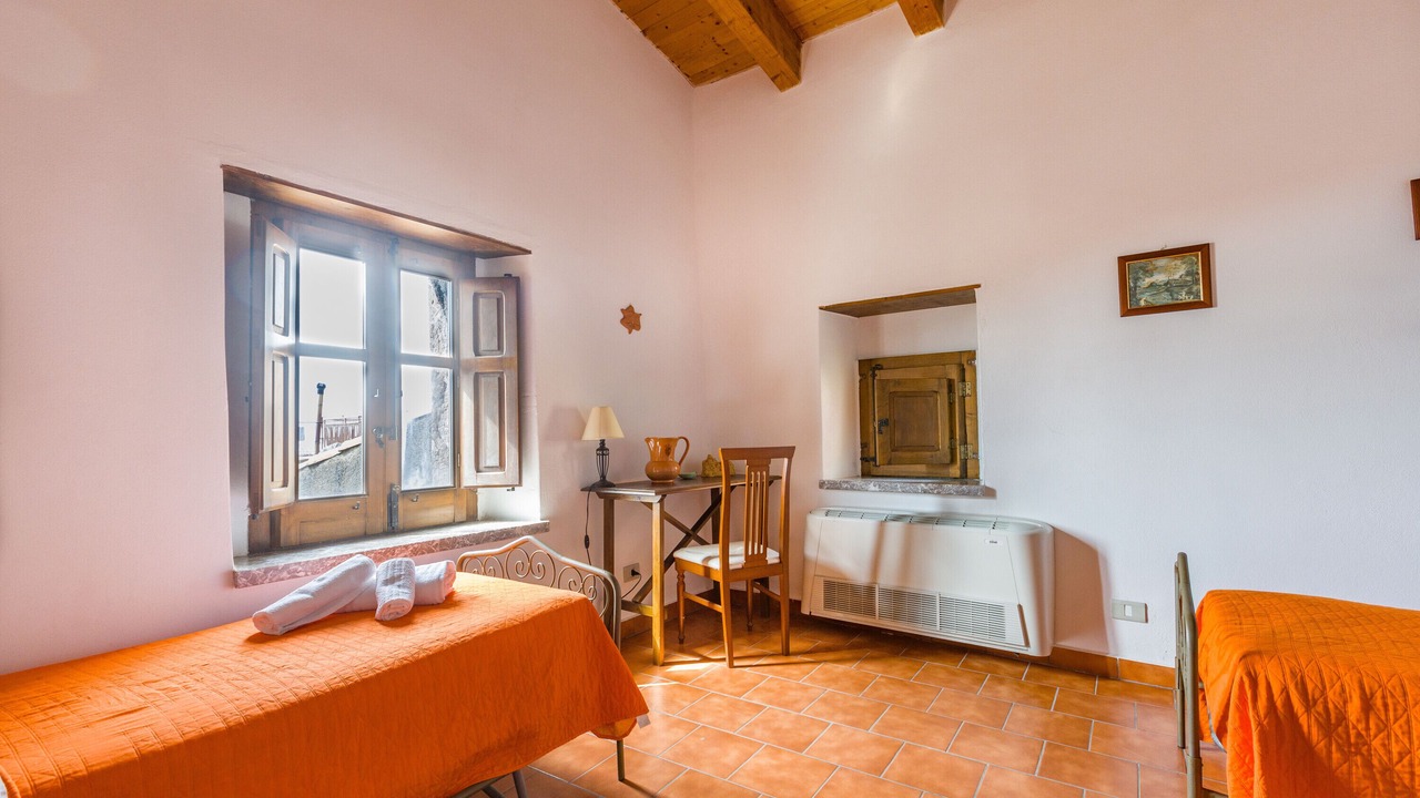 Photo of Bedroom in San Marco d'Alunzio