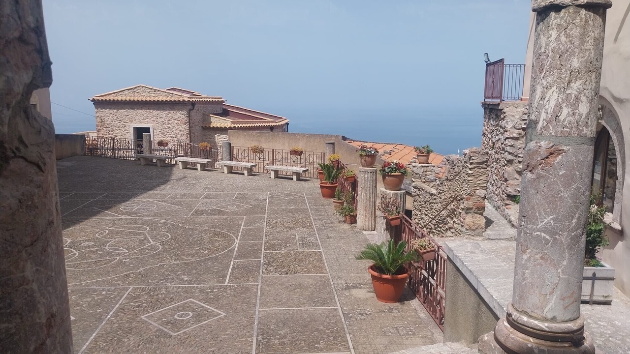 Photo of Outdoor in San Marco d'Alunzio