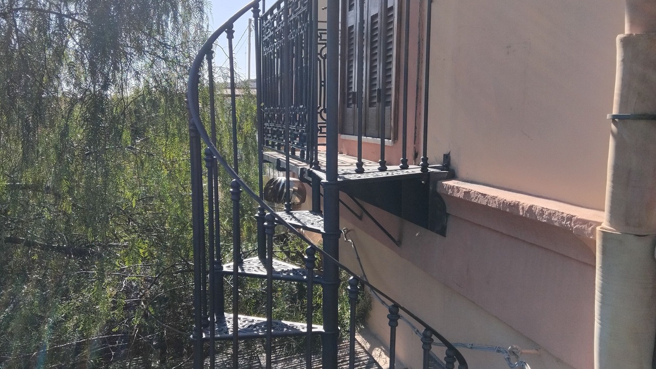 Photo of Outdoor in Leni