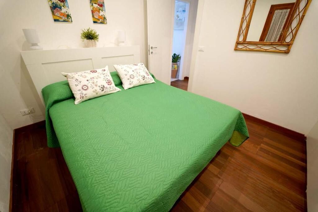 Photo of Bedroom in Forio