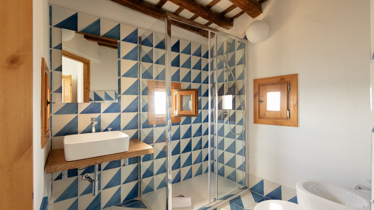 Photo of Bathroom in Lido Marausa
