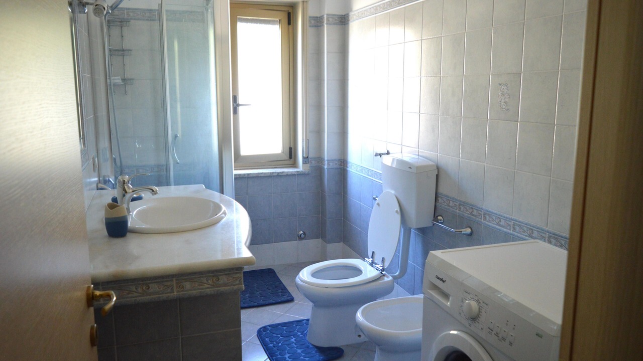 Photo of Bathroom in Rometta Marea