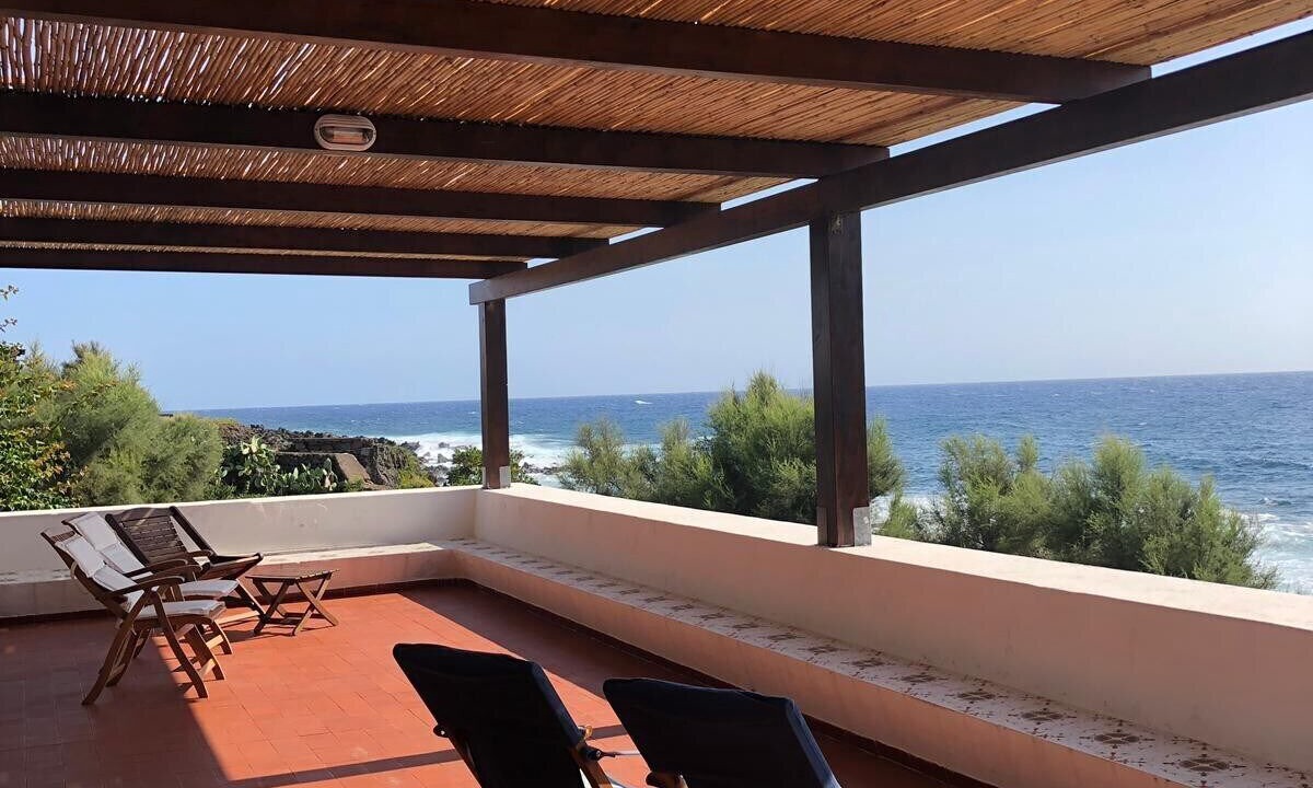 Photo of Patio Balcony in Pantelleria