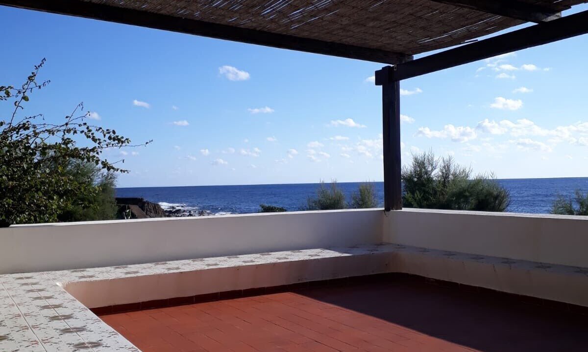 Photo of Patio Balcony in Pantelleria