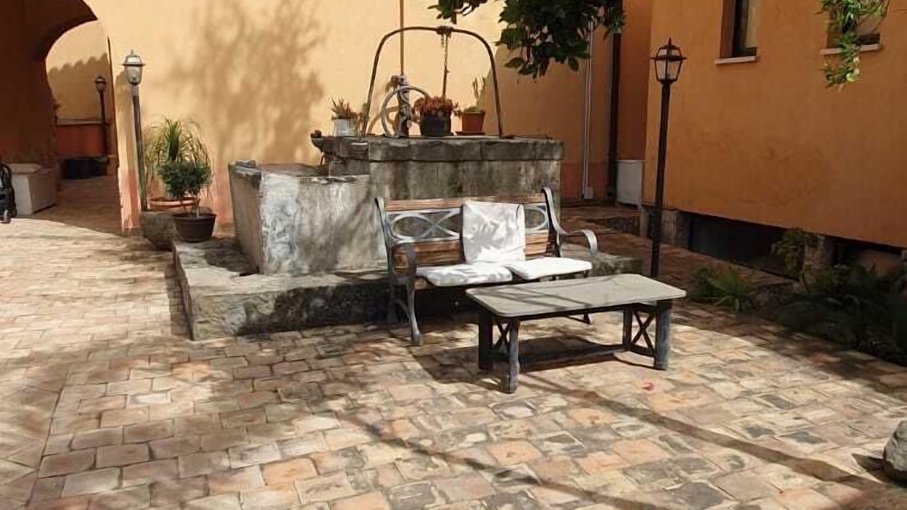 Photo of Patio Balcony in Mitogio