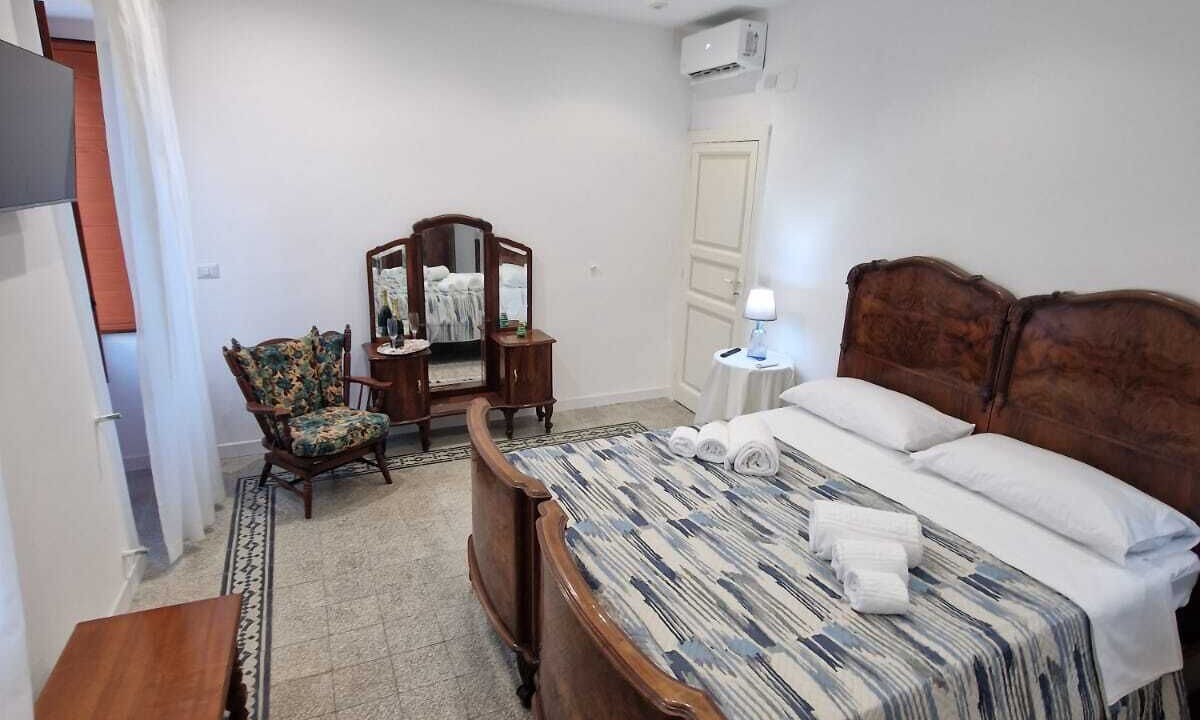 Photo of Bedroom in Monforte San Giorgio