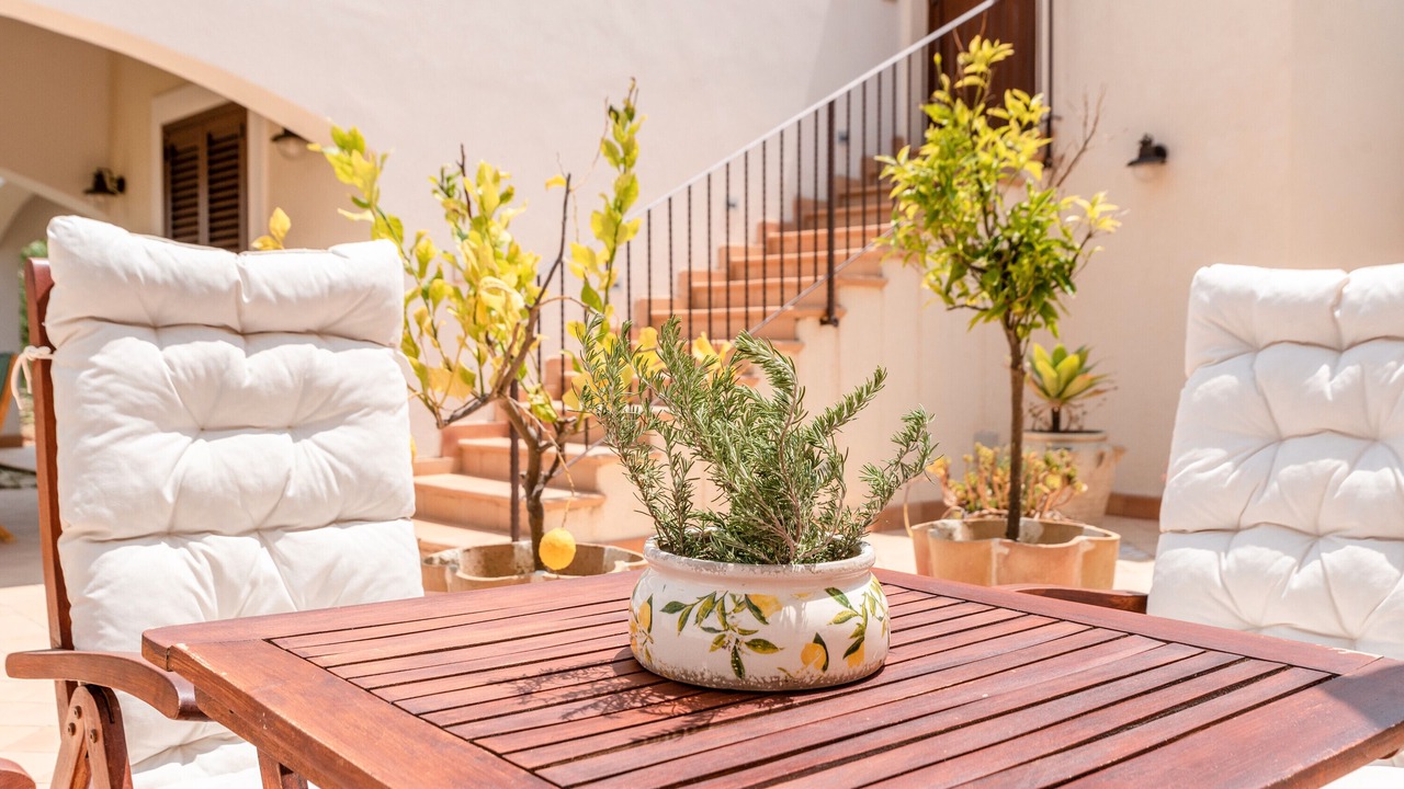Photo of Outdoor in Montallegro
