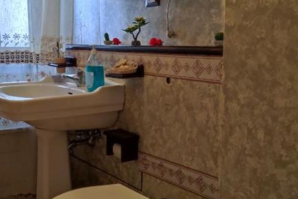 Photo of Bathroom in San Giorgio-Librino-San Giuseppe la Rena-Zia Lisa-Villaggio Sant'Agata