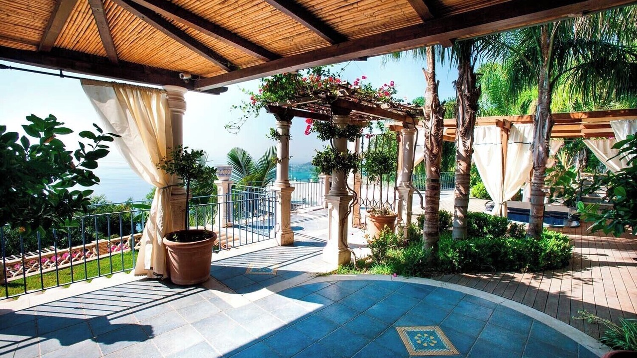 Photo of Patio Balcony in Letojanni