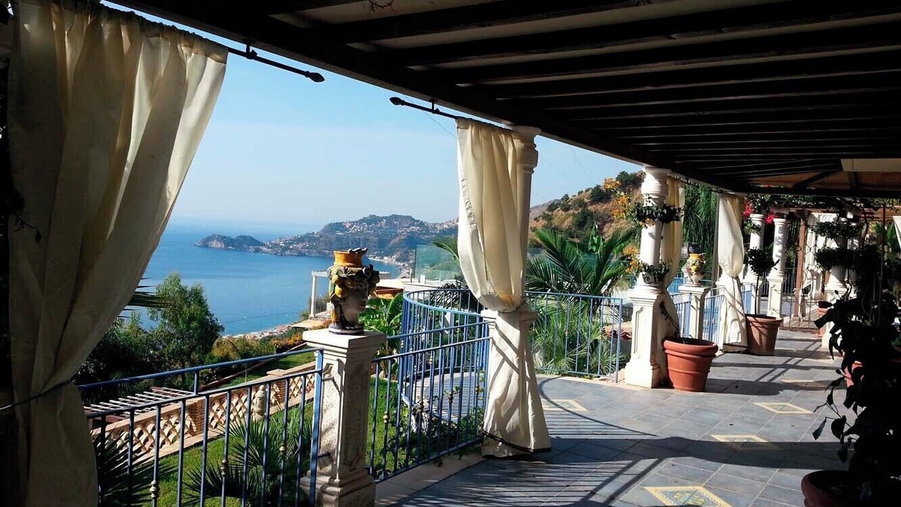 Photo of Patio Balcony in Letojanni