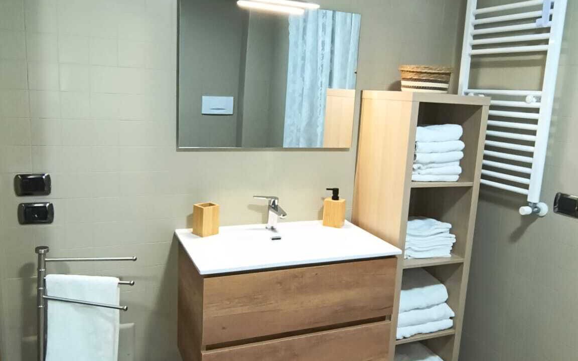 Photo of Bathroom in Naples City Centre