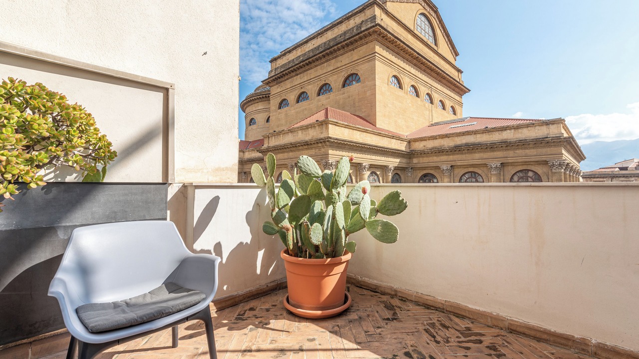 Photo of Patio Balcony in Ruggero Settimo