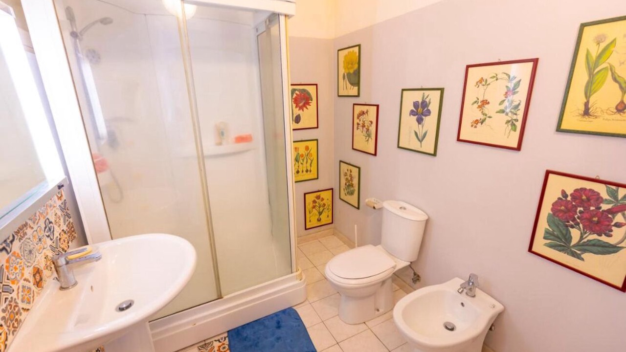Photo of Bathroom in Trecastagni