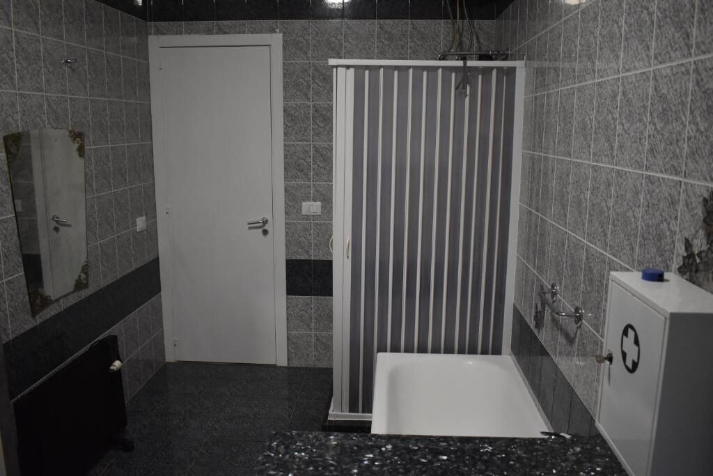 Photo of Bathroom in Floridia