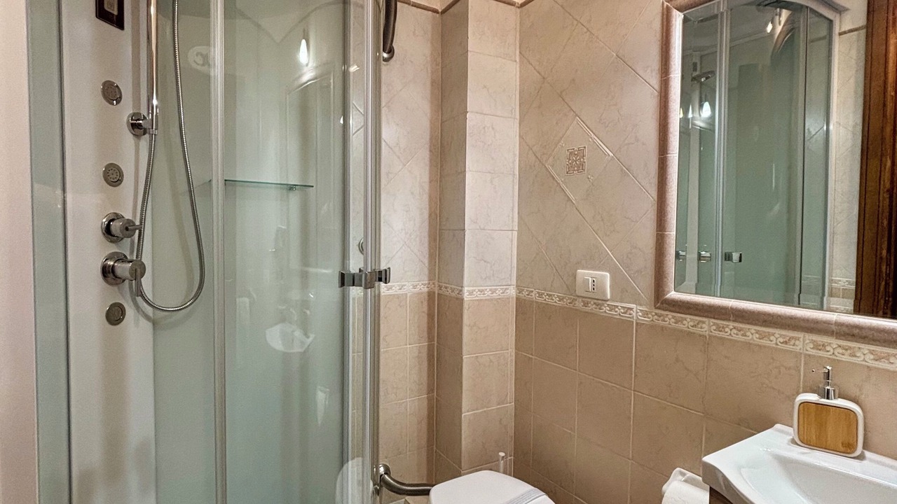 Photo of Bathroom in Aspra