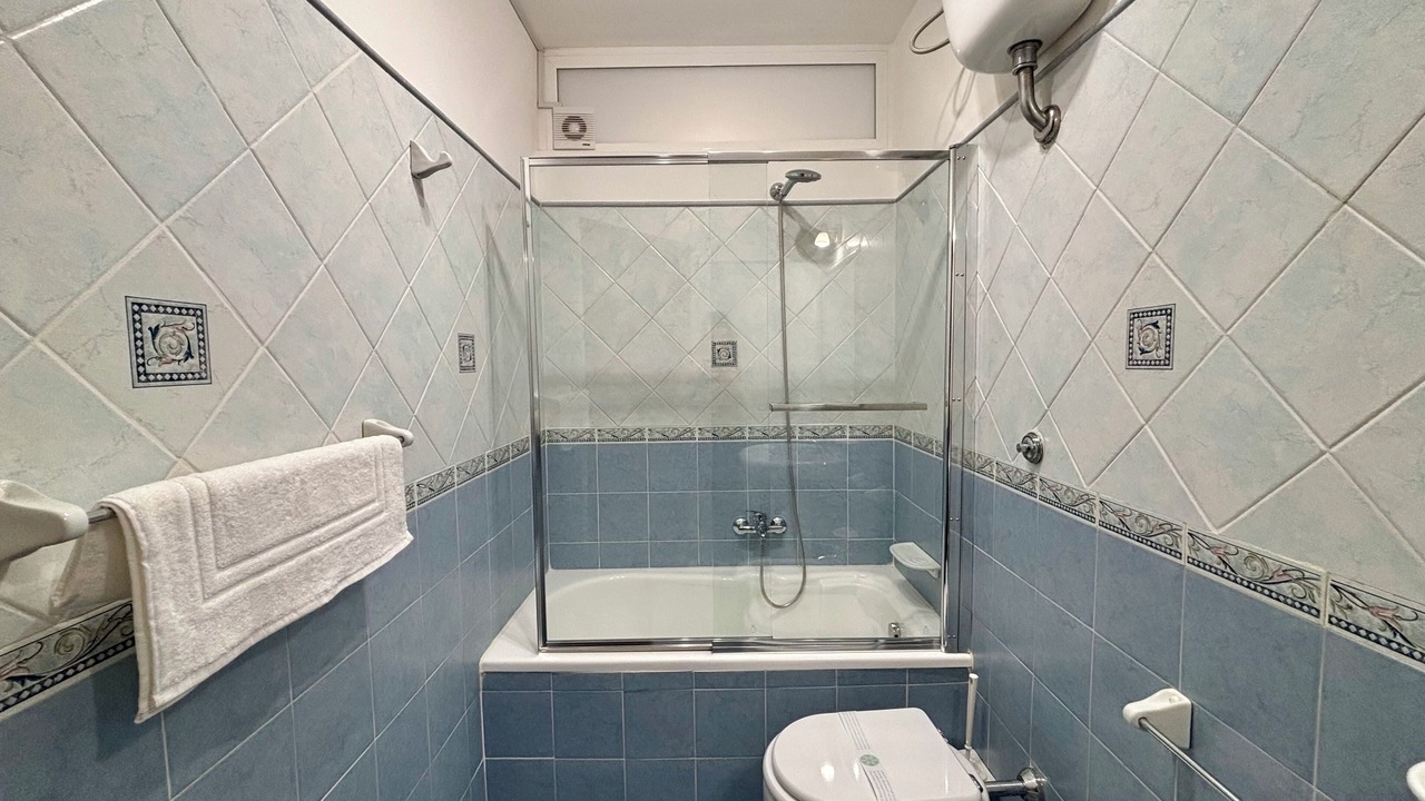 Photo of Bathroom in Aspra