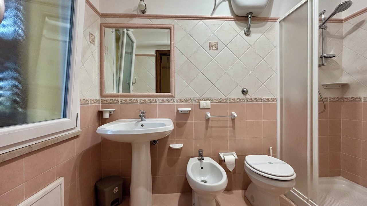 Photo of Bathroom in Aspra