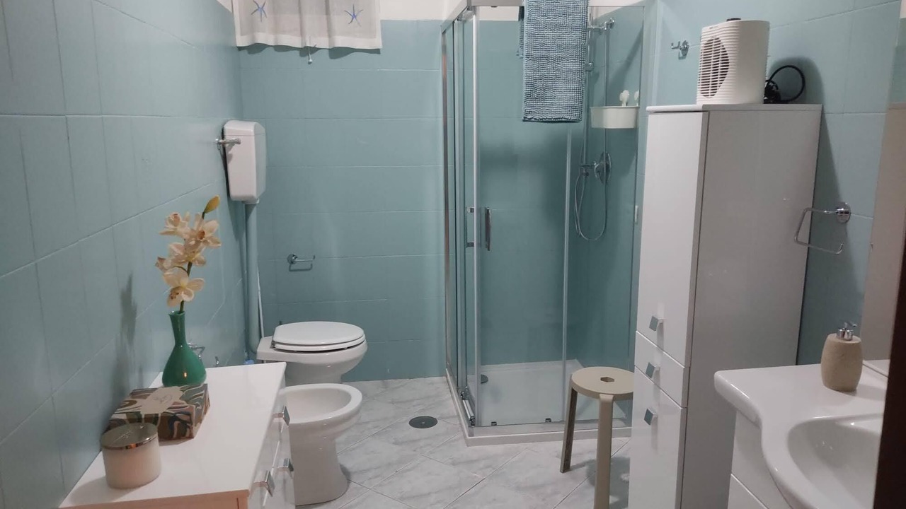 Photo of Bathroom in Varcaturo