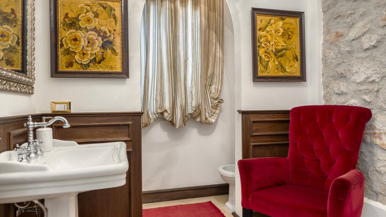 Photo of Bathroom in Monreale