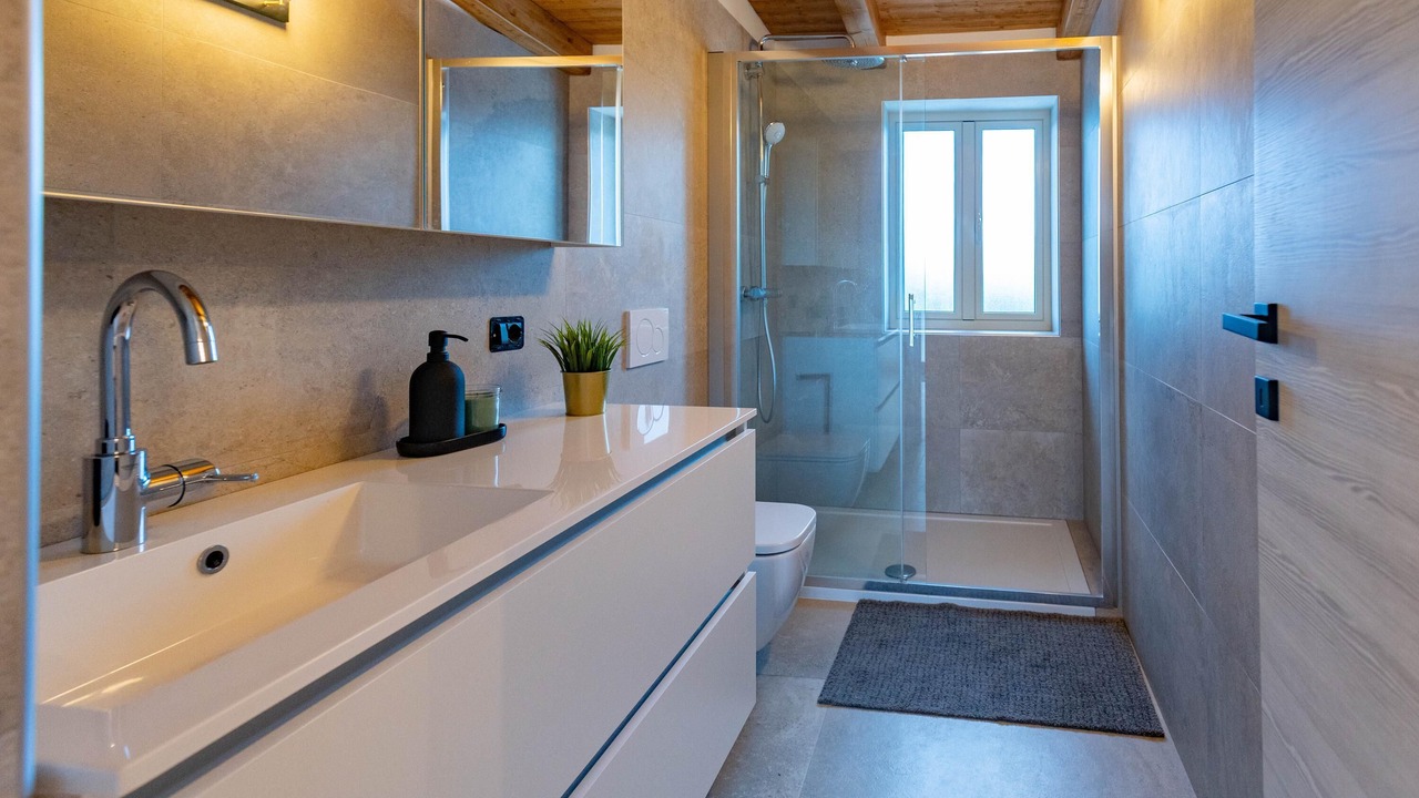 Photo of Bathroom in Tiche