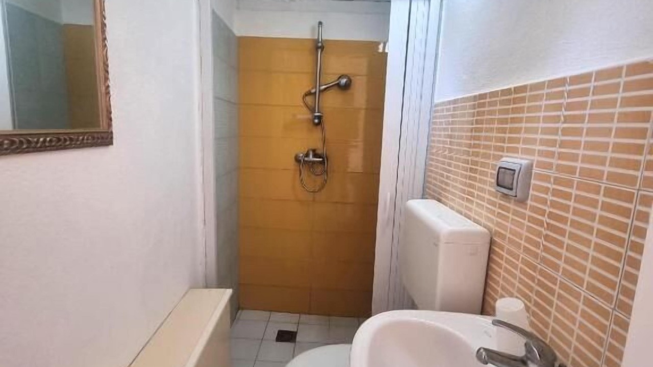 Photo of Bathroom in Vulcano Porto