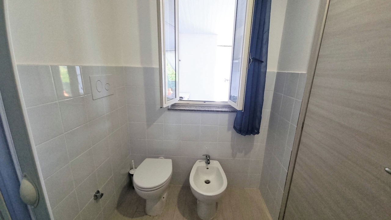 Photo of Bathroom in Vulcano Porto