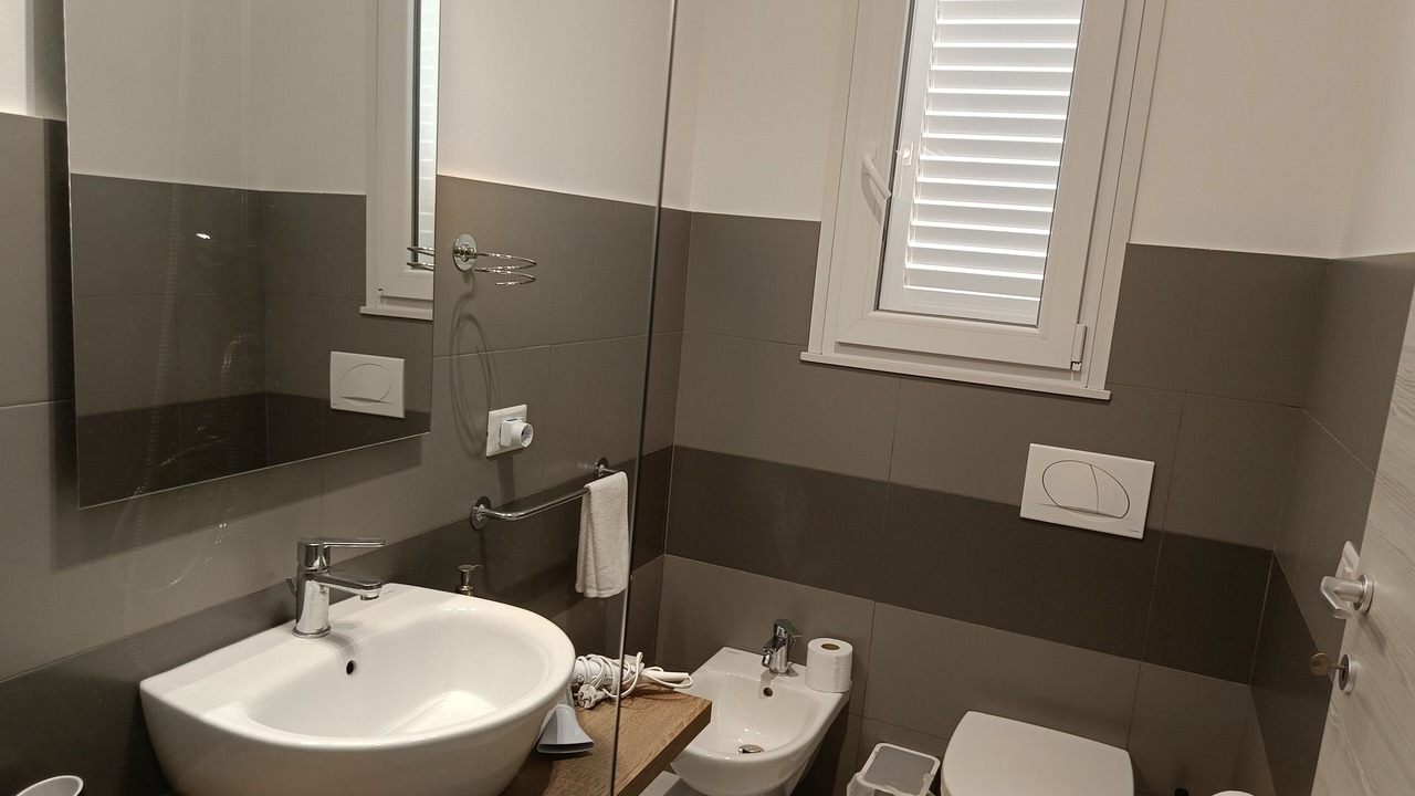 Photo of Bathroom in Solarino