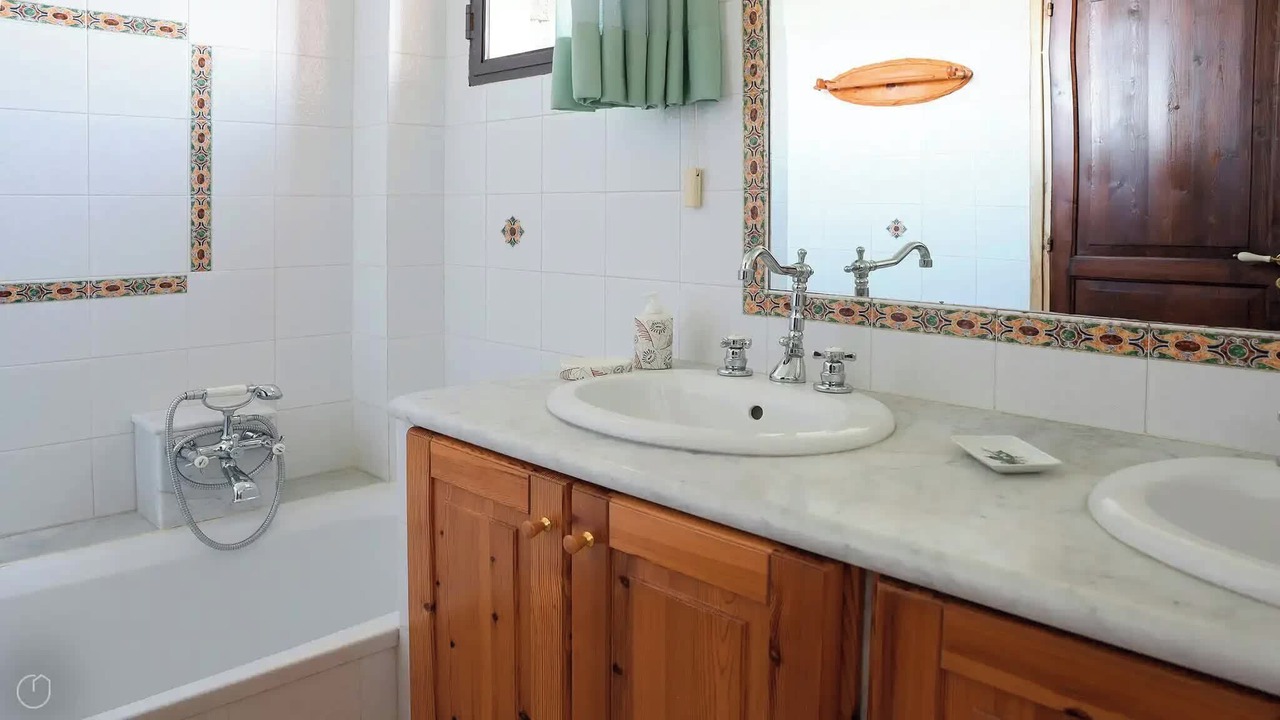 Photo of Bathroom in Pantelleria