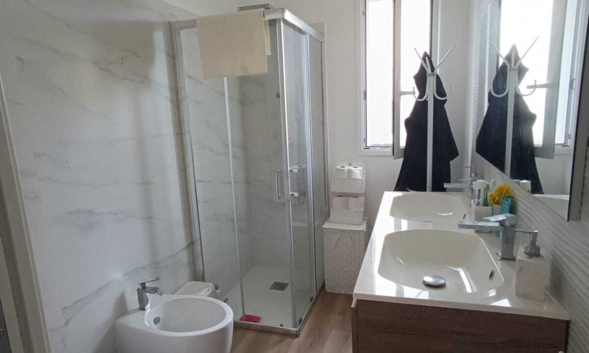 Photo of Bathroom in Arenella