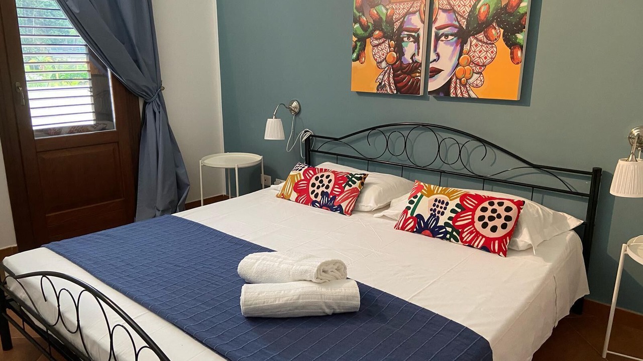 Photo of Bedroom in Campofelice di Roccella